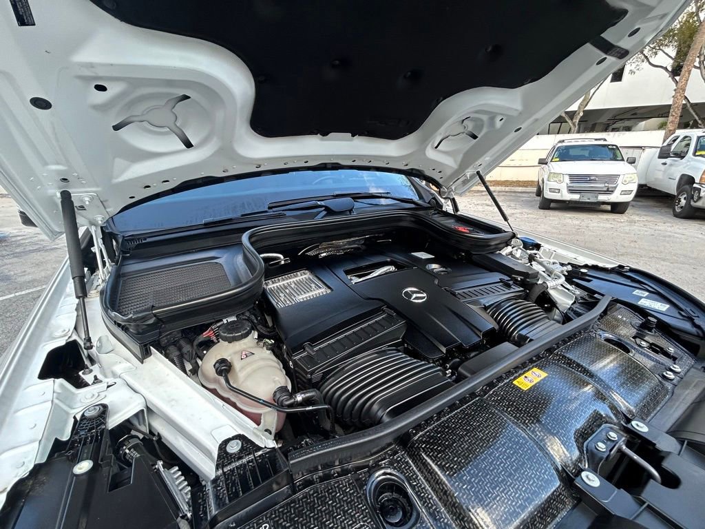Used 2024 Mercedes-Benz GLS 580 4MATIC w/ Warmth & Comfort Package image 35