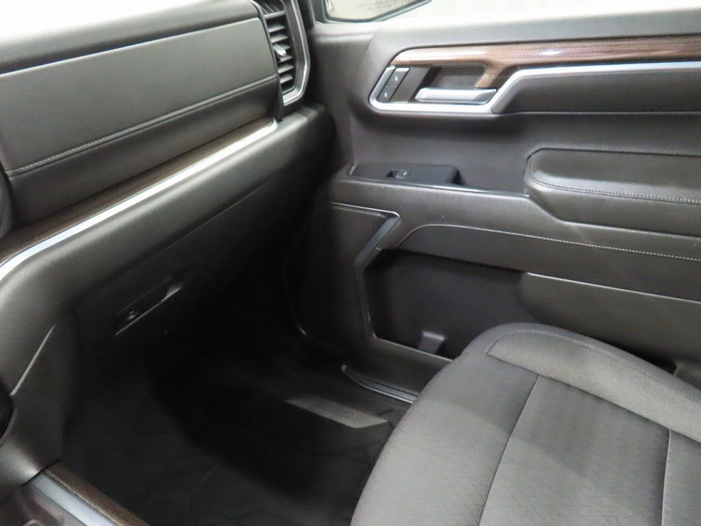 Used 2022 Chevrolet Silverado 1500 RST w/ Protection Package image 18