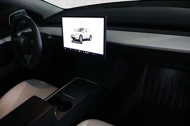 Used 2023 Tesla Model Y Long Range image 27