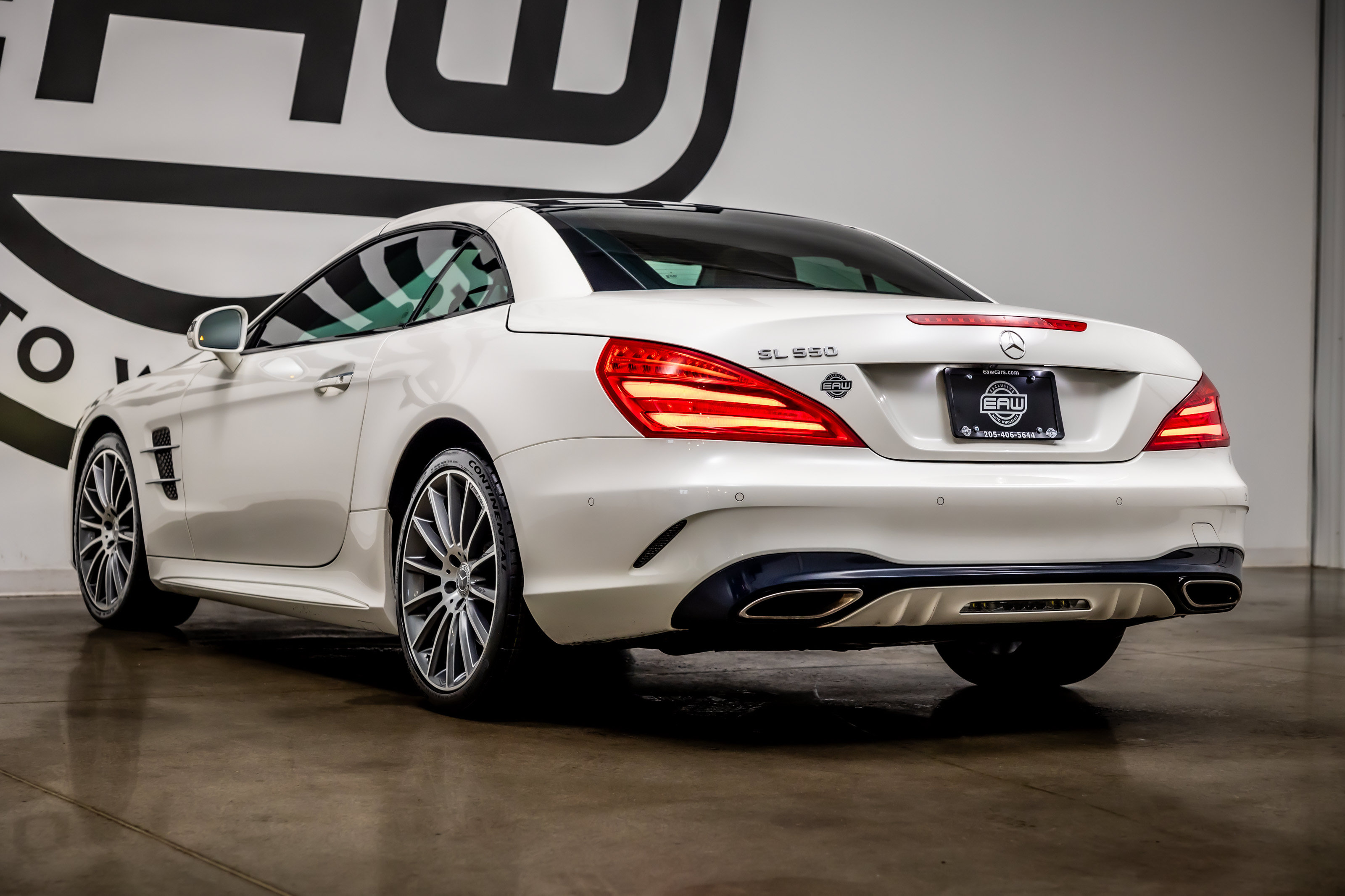 Used 2020 Mercedes-Benz SL 550 image 28