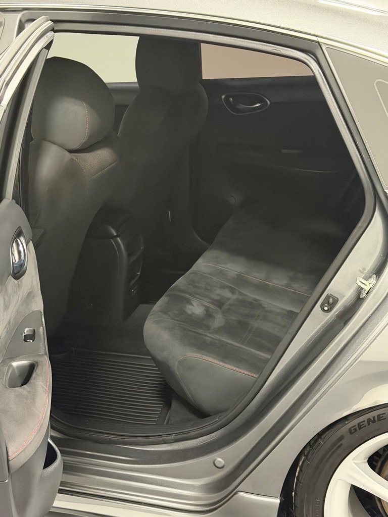 Used 2019 Nissan Sentra NISMO image 9