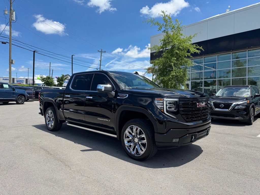 Used 2026 GMC Sierra 1500 Denali w/ Denali Reserve Package AWD/4WD image 1