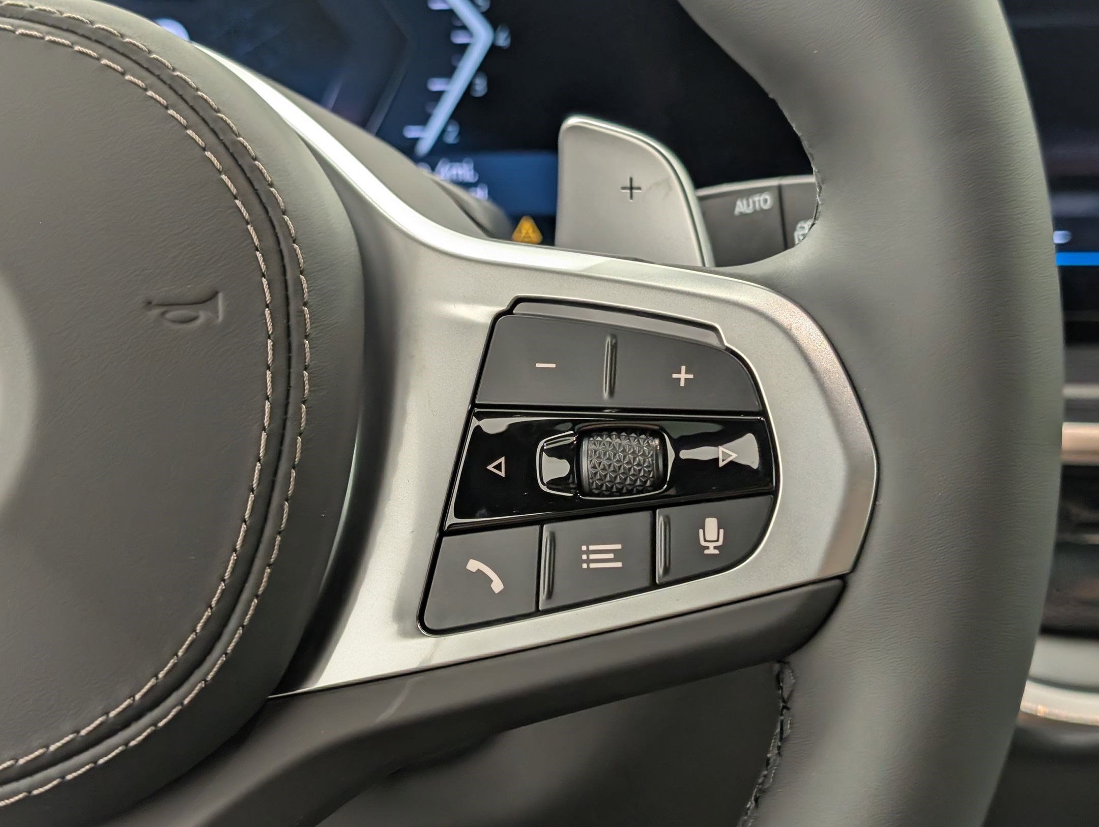 New 2026 BMW X7 xDrive40i w/ Executive Package image 23