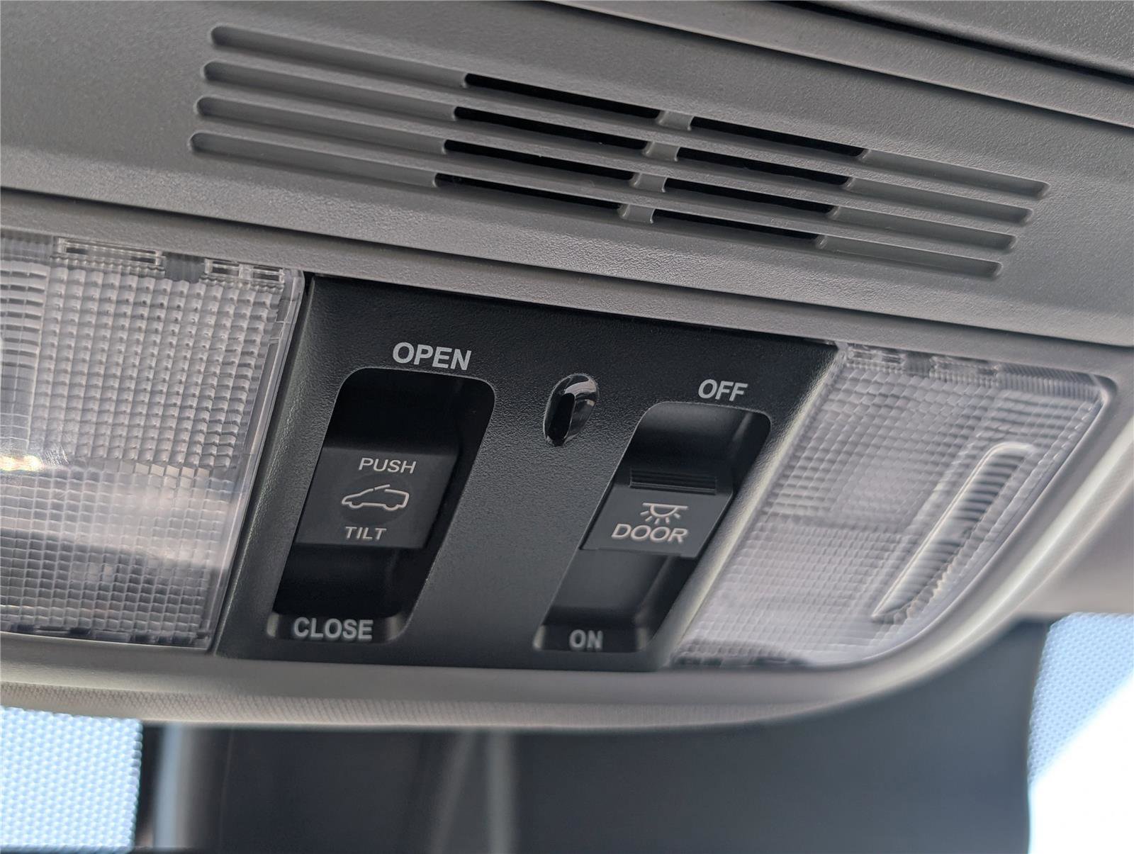 Used 2022 Honda Pilot EX-L image 32