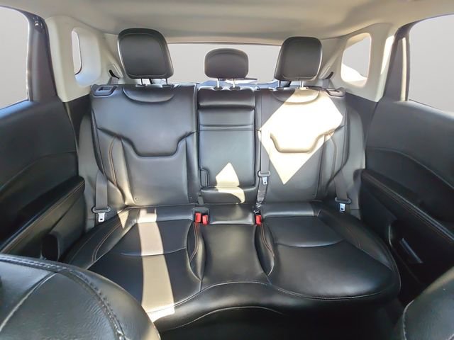 Used 2019 Jeep Compass Limited image 16