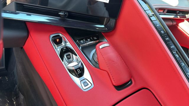 Used 2024 Chevrolet Corvette Stingray Preferred Conv w/ Stealth Interior Trim Package RWD image 27