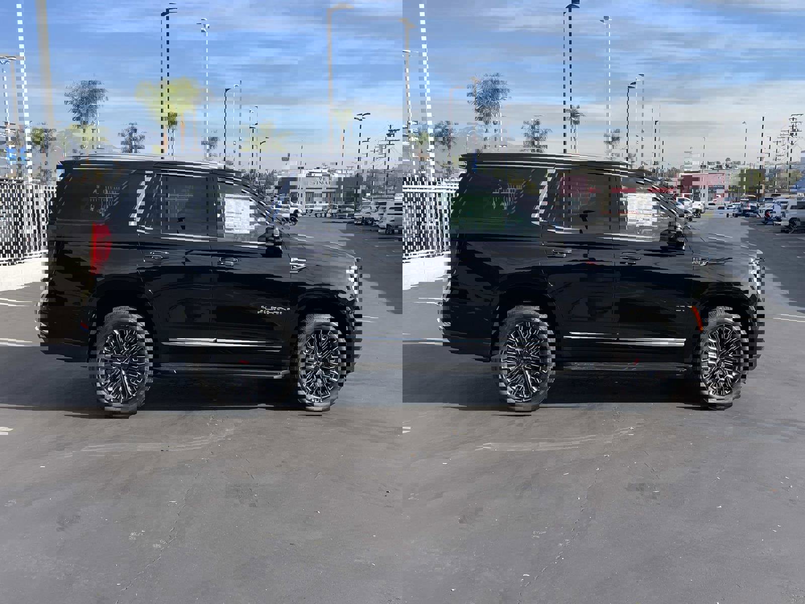 New 2026 GMC Yukon Elevation image 4