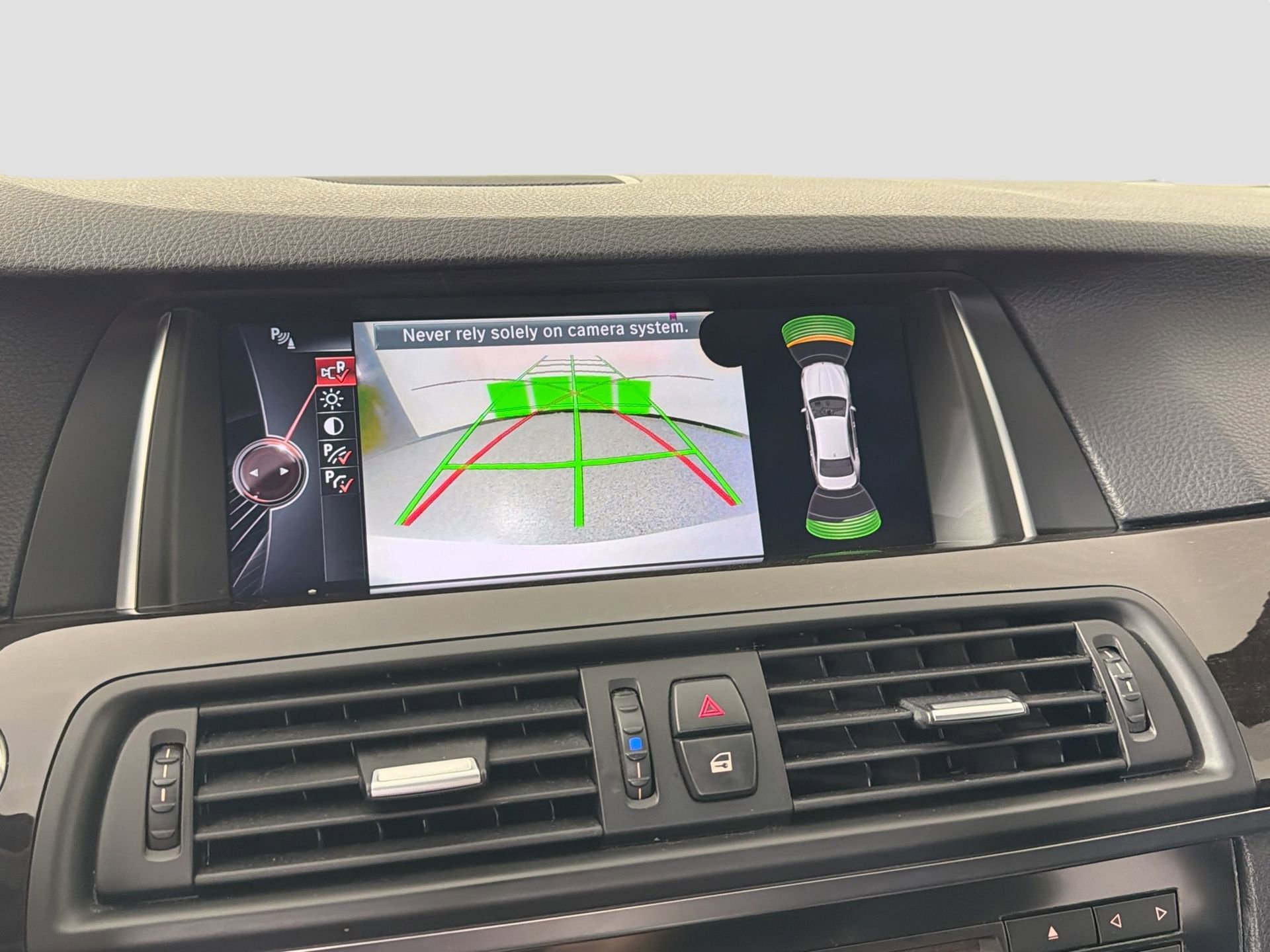 Used 2016 BMW 528i Sedan image 14