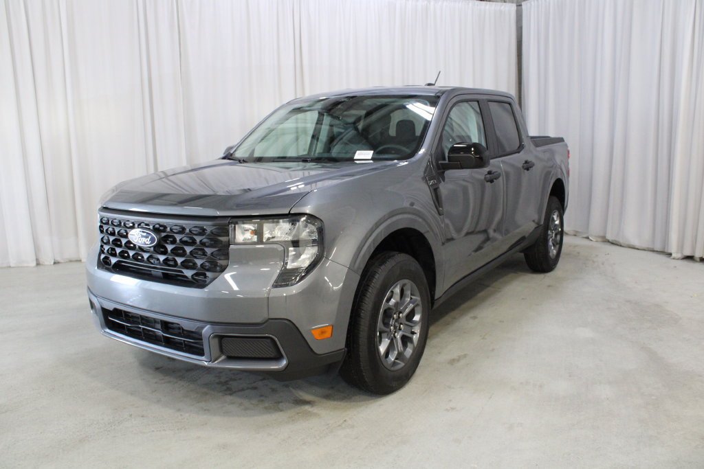 New 2026 Ford Maverick XLT w/ XLT Luxury Package FWD image 35