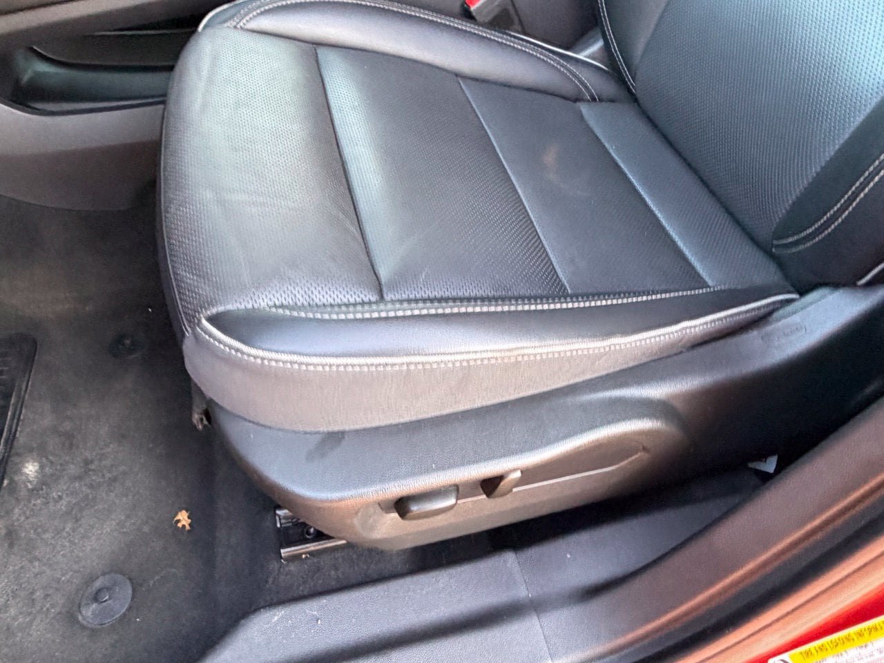 Used 2023 Buick Envision Essence FWD image 29