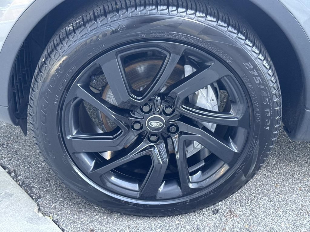 Certified 2025 Land Rover Discovery S AWD/4WD image 11