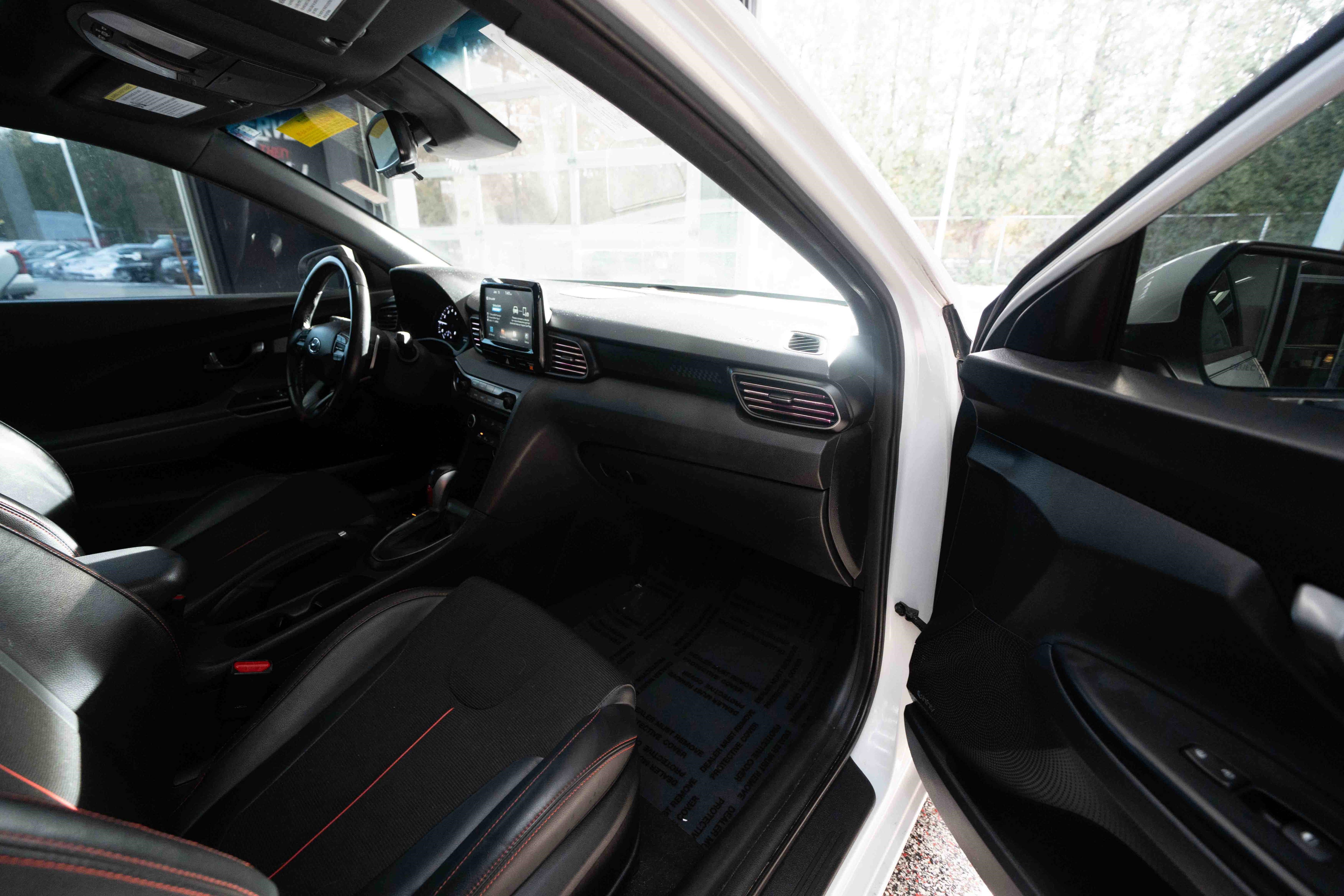 Used 2019 Hyundai Veloster 2.0 Premium image 25