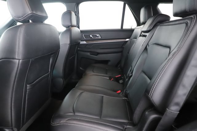 Used 2017 Ford Explorer Limited w/ Equipment Group 301A AWD/4WD image 30