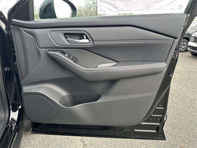 New 2026 Nissan Rogue SV w/ SV Premium Package image 8