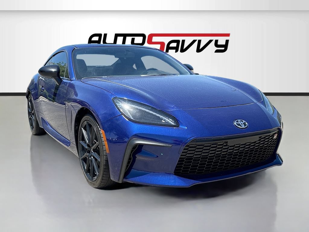 Used 2024 Toyota GR86 Premium RWD image 1