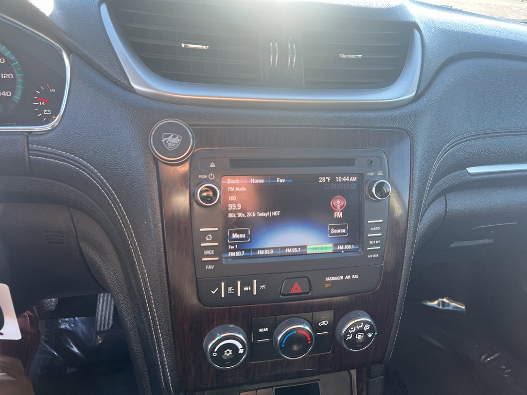 Used 2017 Chevrolet Traverse LT image 15