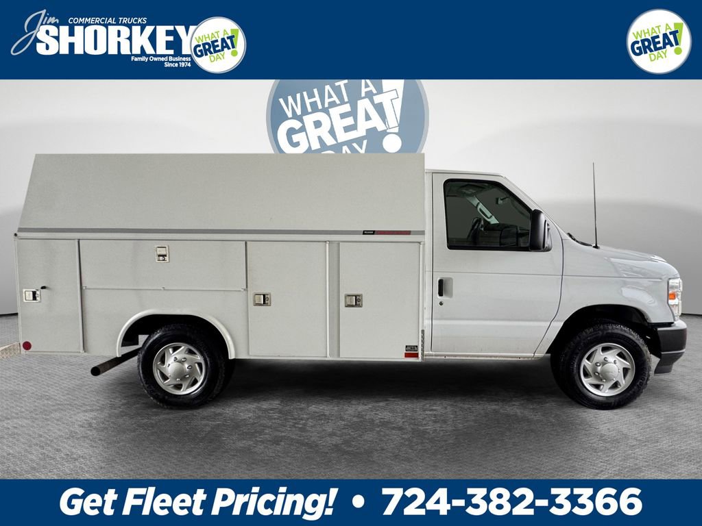 Used 2024 Ford E-350 and Econoline 350 Super Duty w/ Power Windows & Locks Group image 2