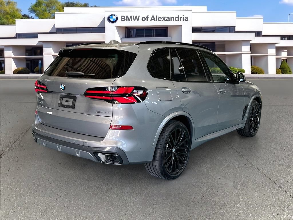 Used 2026 BMW X5 xDrive40i w/ M Sport Package AWD/4WD image 5