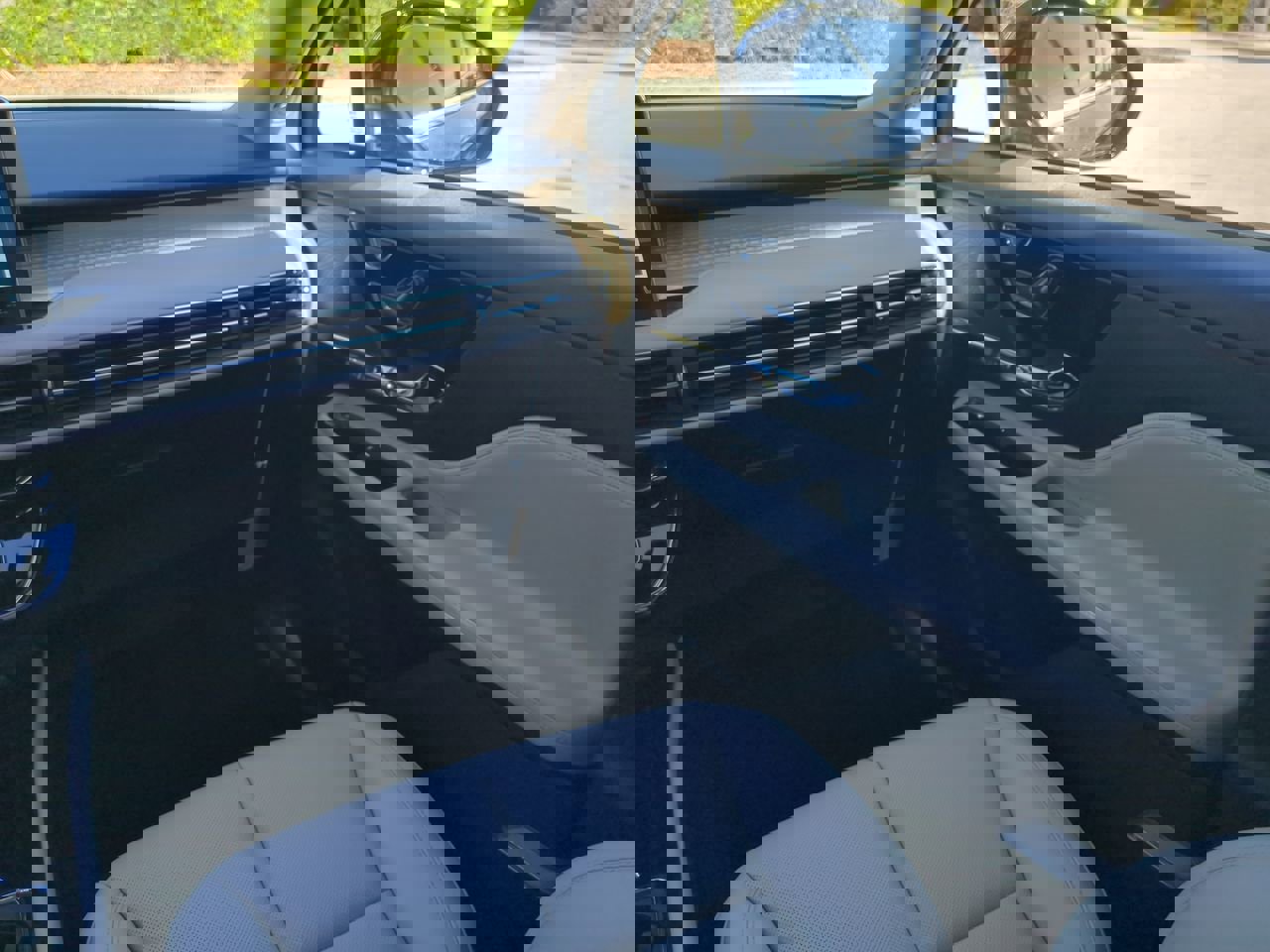 New 2026 Lincoln Corsair Premiere image 17