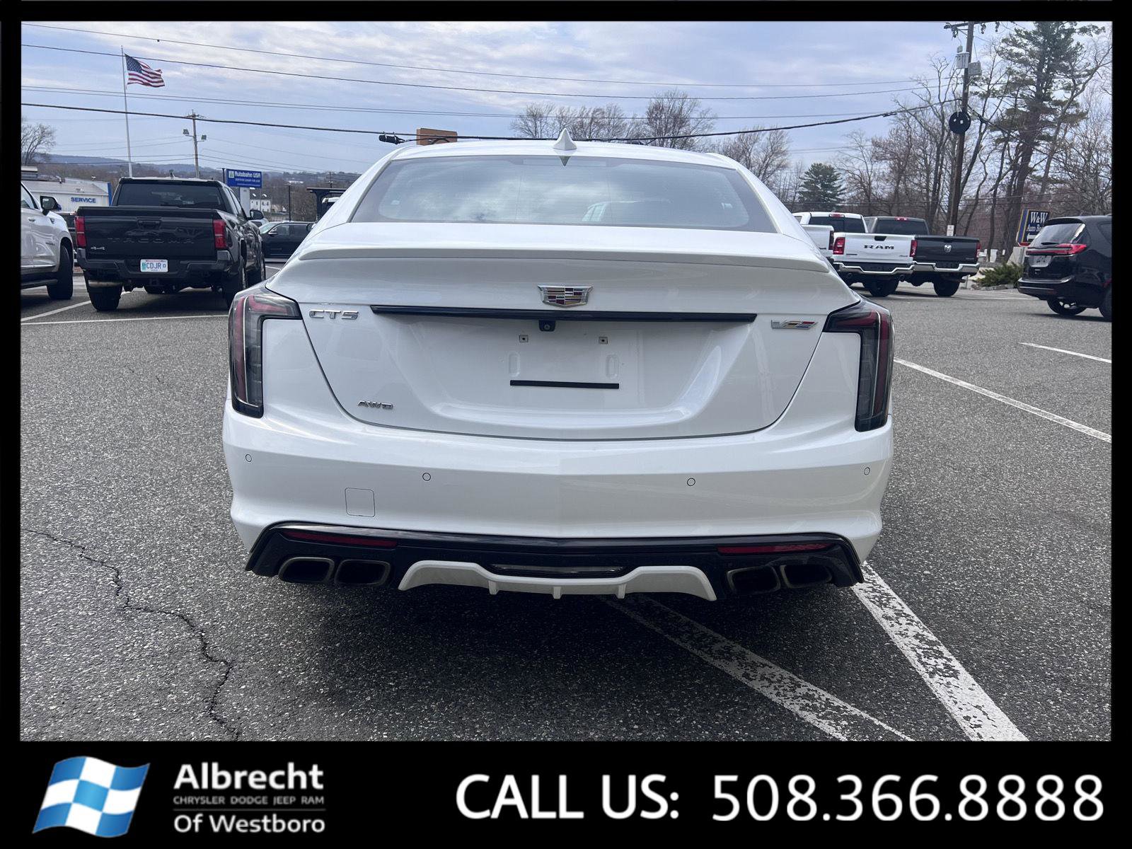 Used 2022 Cadillac CT5 V w/ LPO, ONYX Package image 5