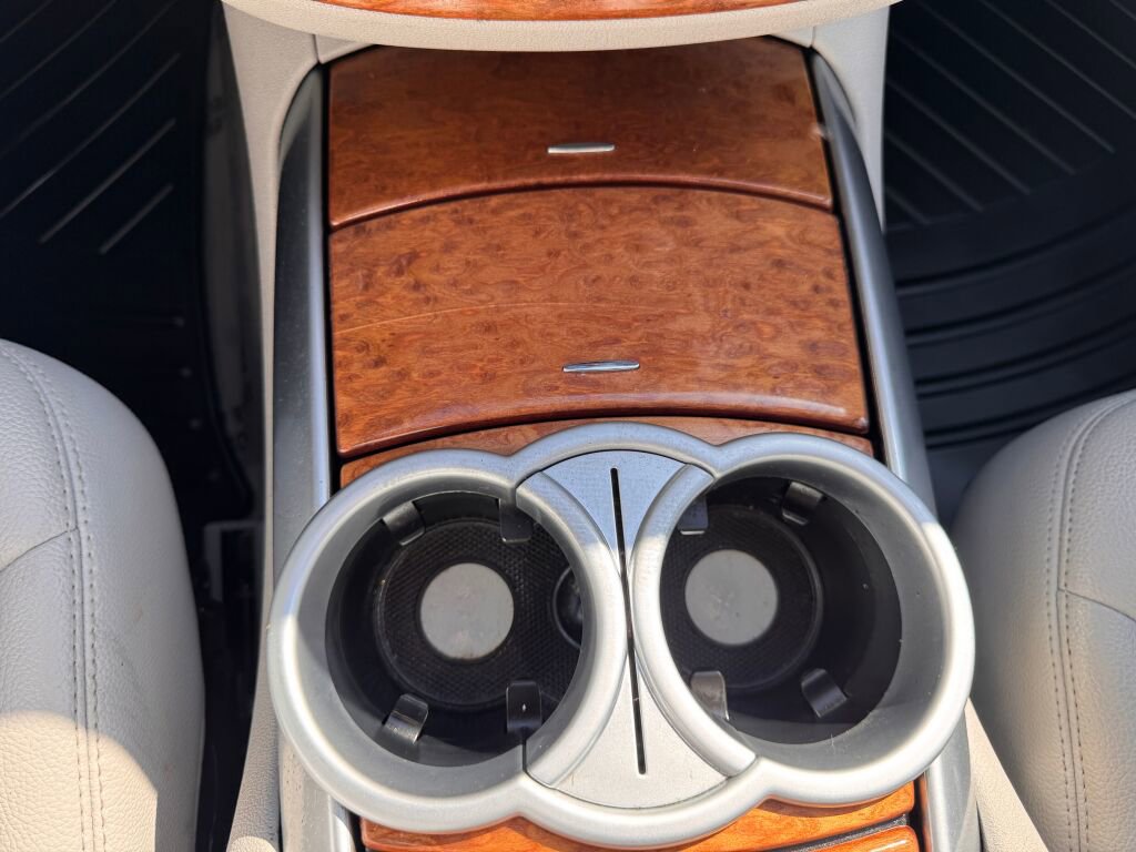 Used 2008 Mercedes-Benz R 350 4MATIC image 26