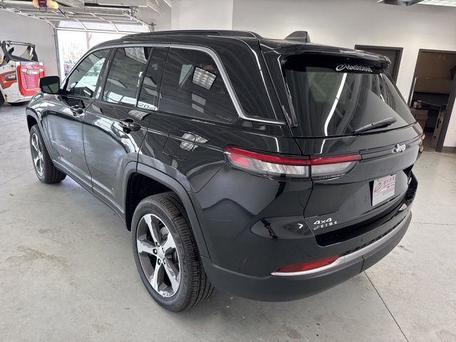 New 2026 Jeep Grand Cherokee Limited AWD/4WD image 6