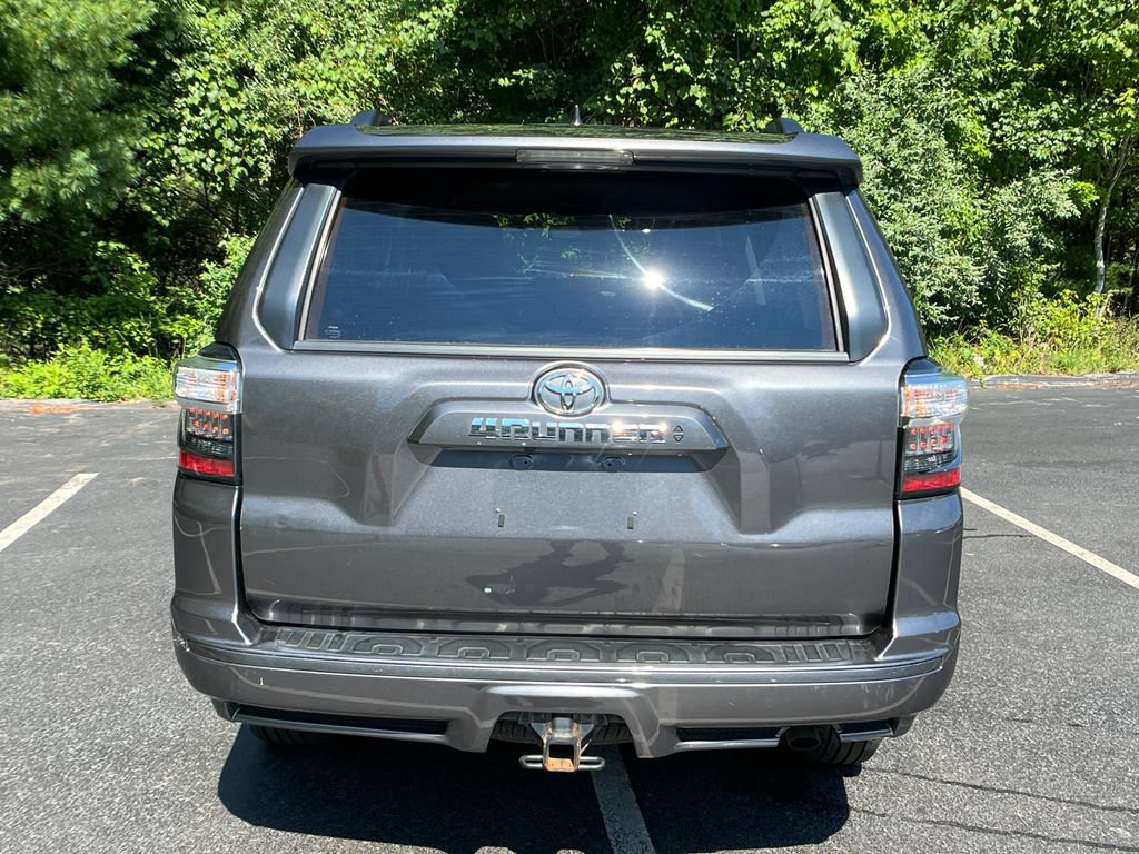 Used 2022 Toyota 4Runner TRD Sport AWD/4WD image 4