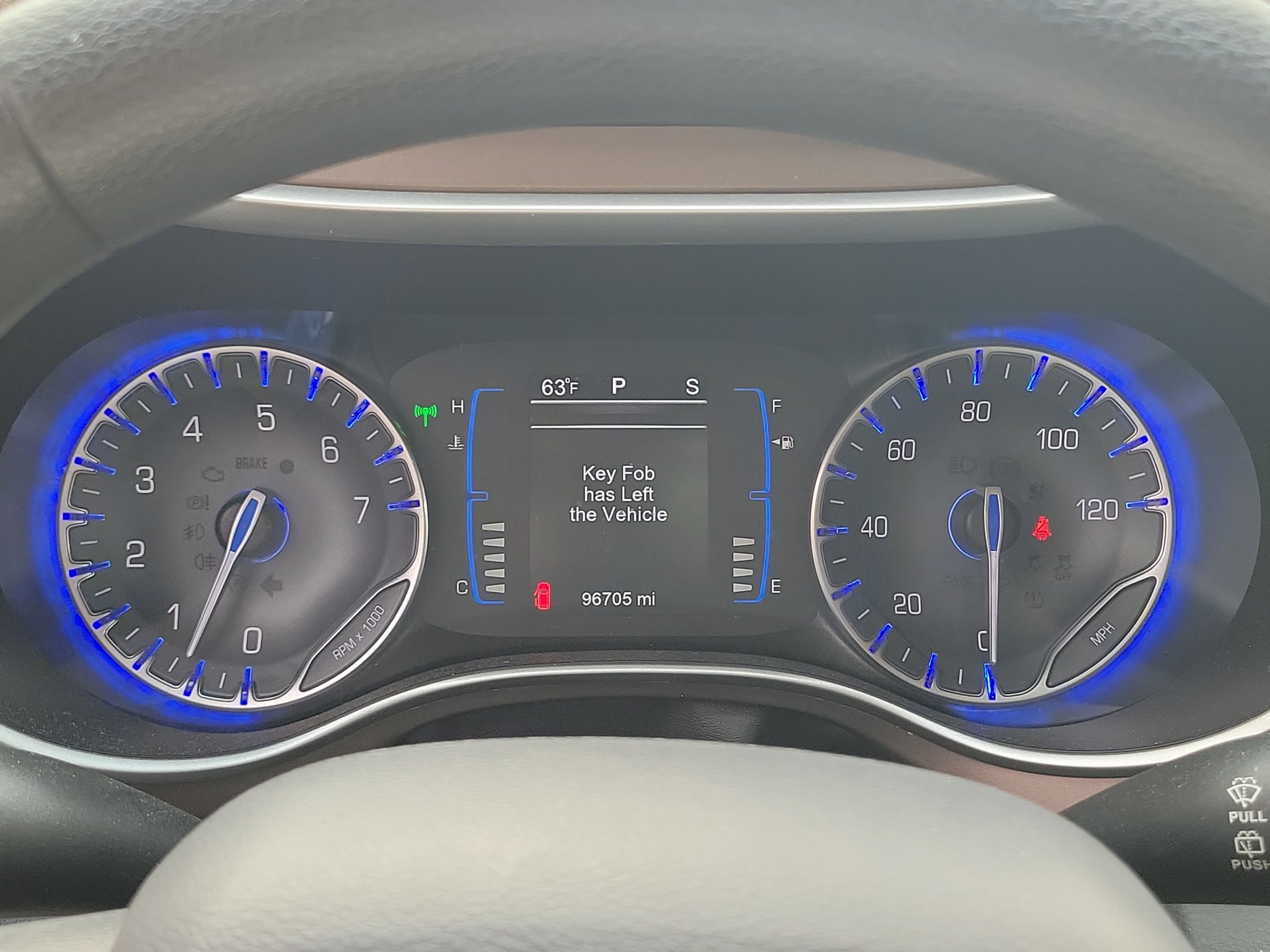 Used 2017 Chrysler Pacifica Touring image 13