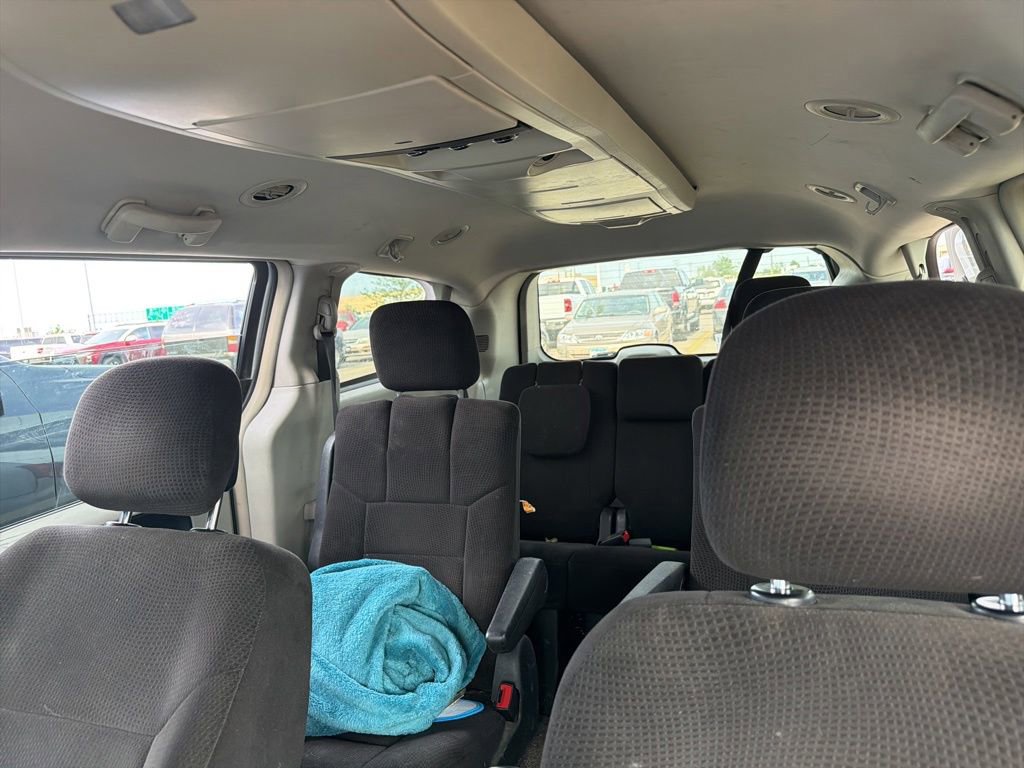Used 2012 Dodge Grand Caravan Crew w/ Crew Value Pkg FWD image 19