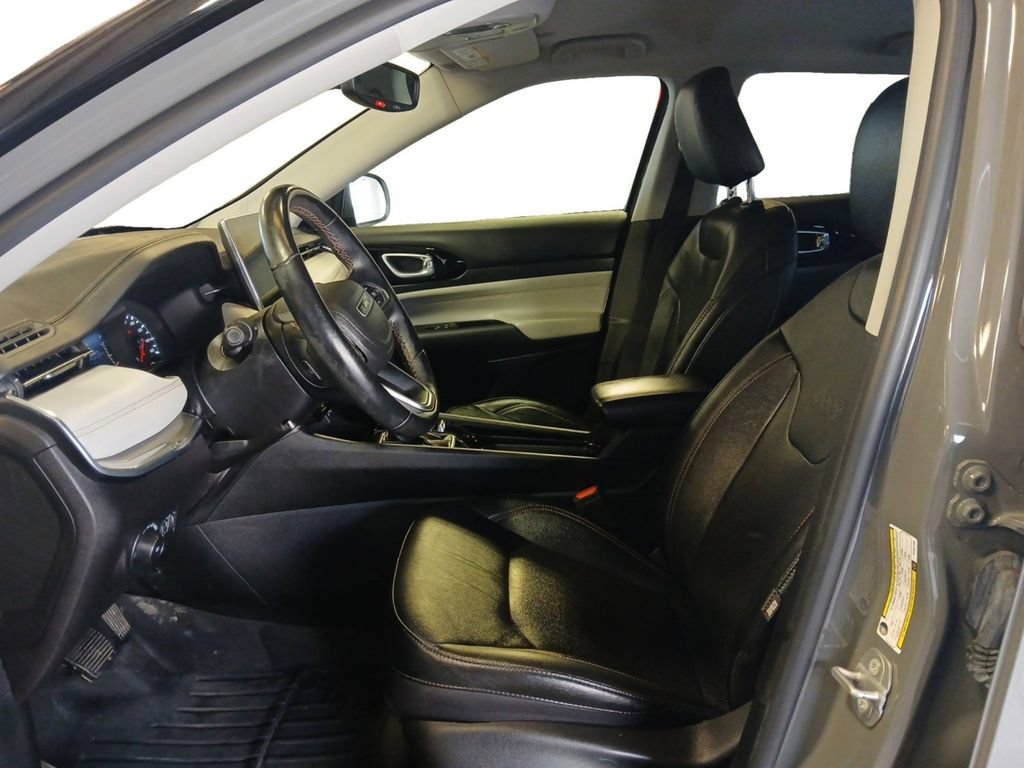 Used 2022 Jeep Compass Limited AWD/4WD image 10