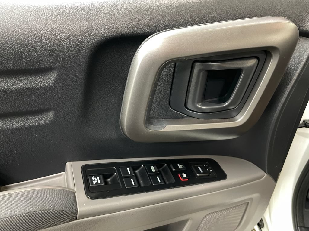 Used 2013 Honda Ridgeline RTS image 23
