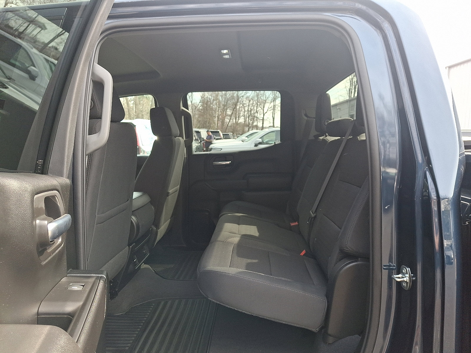 Used 2022 Chevrolet Silverado 1500 Custom AWD/4WD image 11