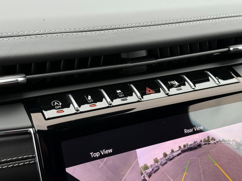 New 2025 Jeep Grand Cherokee Overland w/ Adv Protech Group III image 27