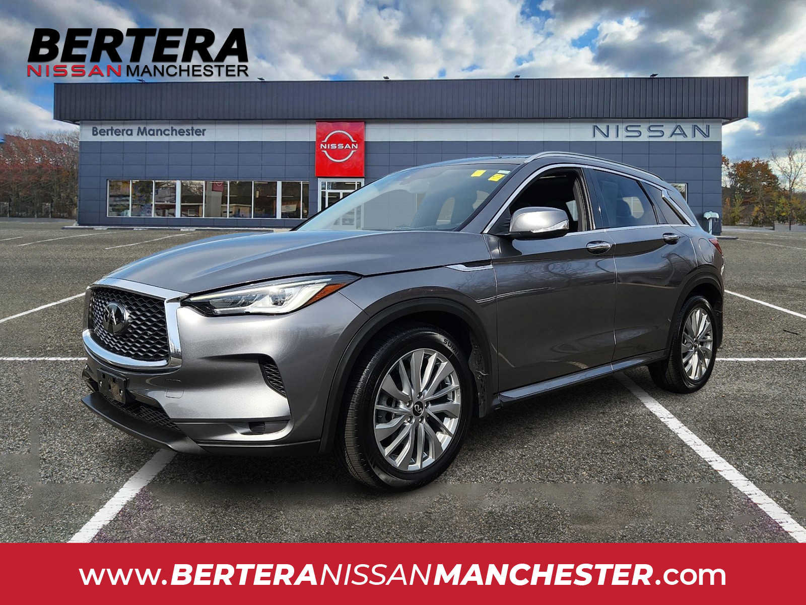 Used 2023 INFINITI QX50 Luxe AWD/4WD image 1
