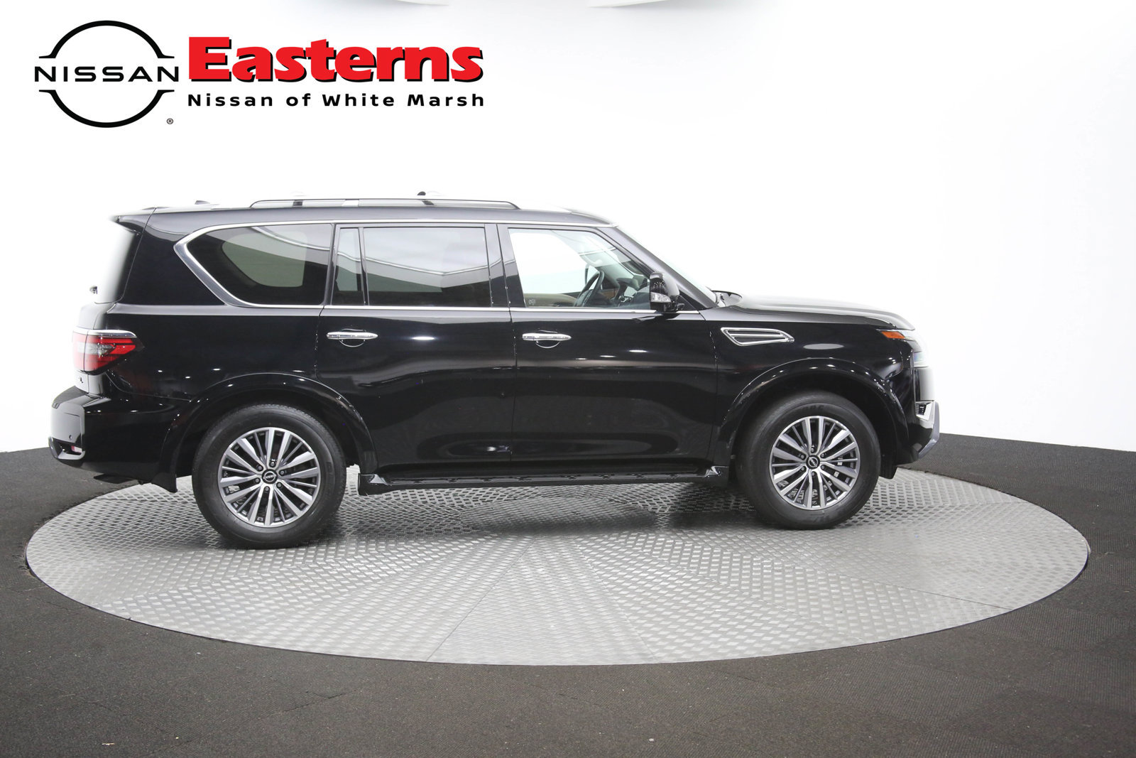 Used 2023 Nissan Armada SL w/ Captain's Chairs Package AWD/4WD image 46