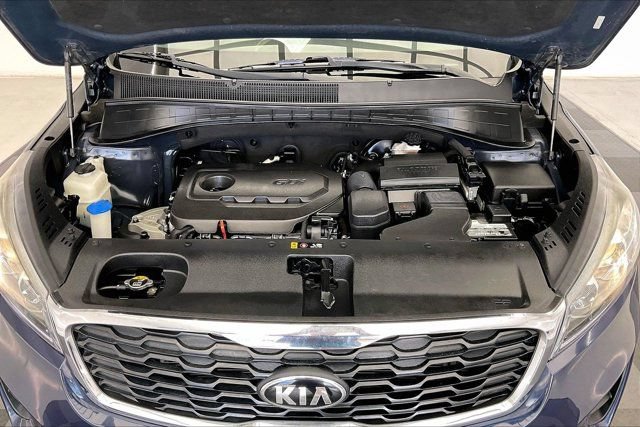 Used 2019 Kia Sorento FWD image 9