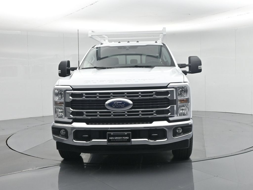 New 2026 Ford F350 XL w/ XL Chrome Package RWD image 57
