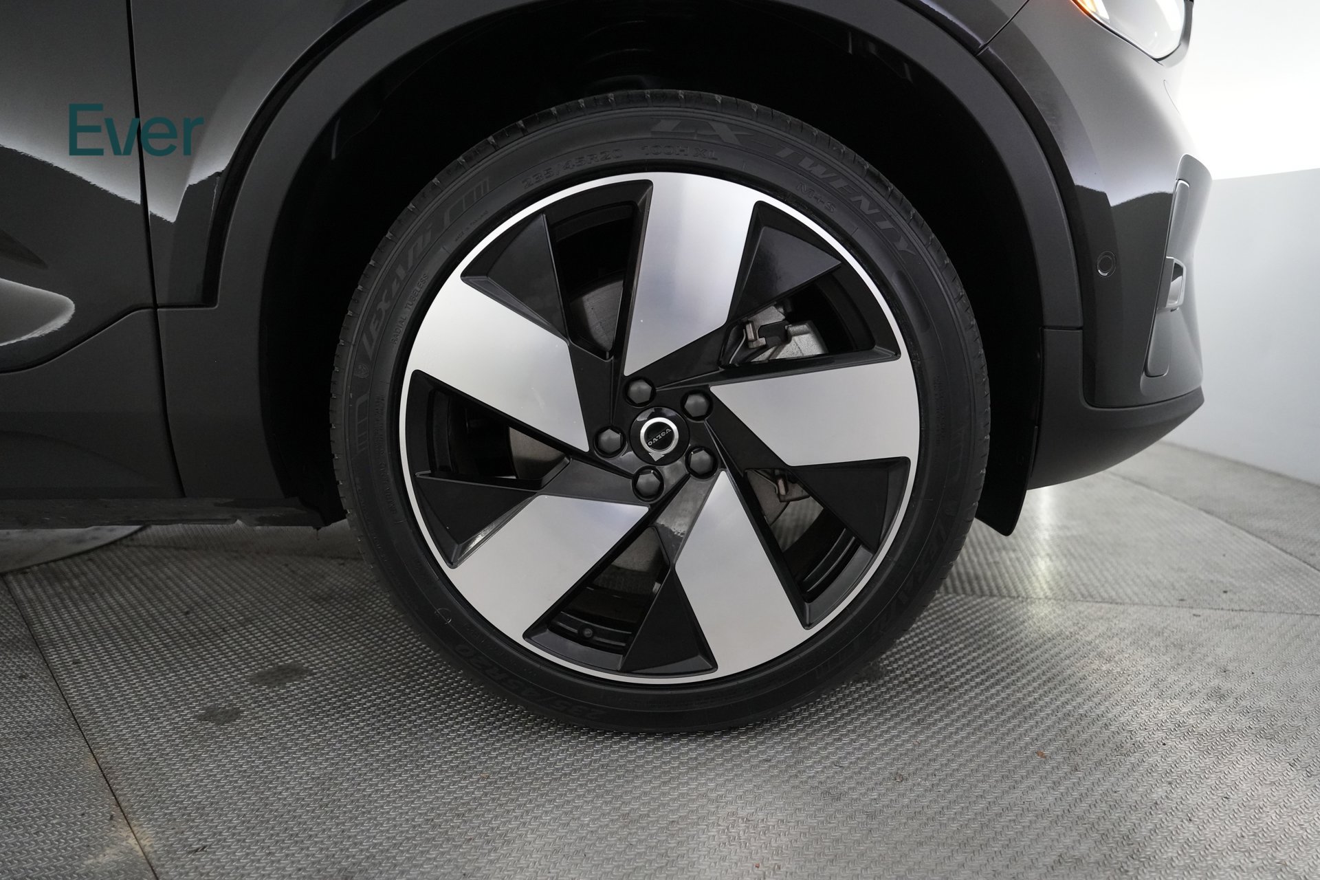 Used 2023 Volvo C40 P8 Recharge Ultimate AWD/4WD image 19