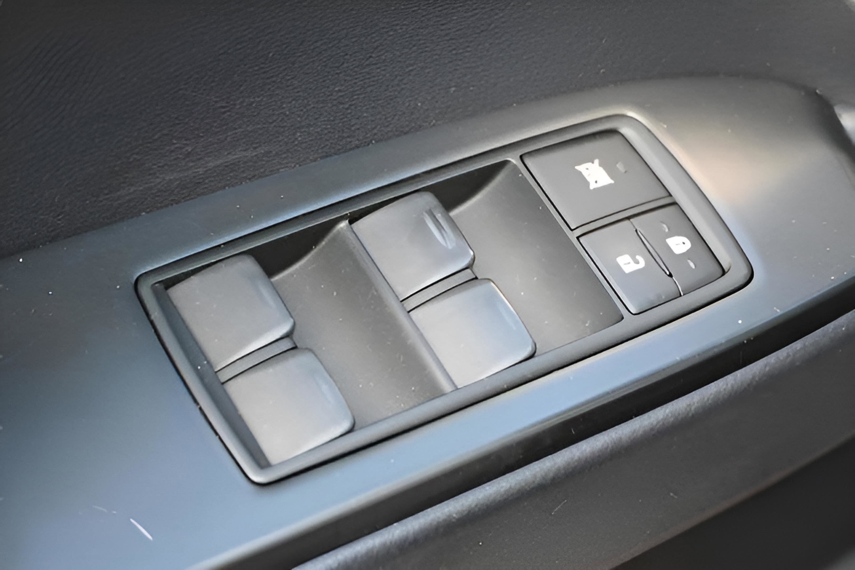 Used 2023 Lexus GX 460 Luxury w/ Sport Design Package image 20