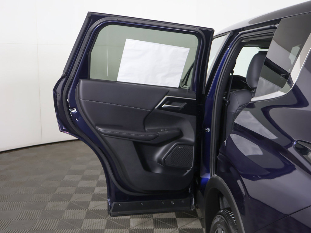 New 2026 Mitsubishi Outlander SE FWD image 20