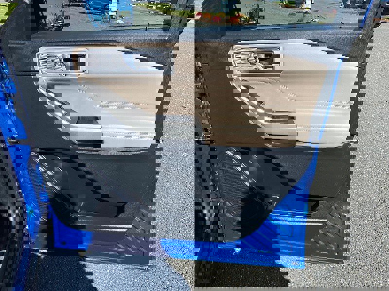 Certified 2021 Ford Explorer Limited w/ Equipment Group 301A image 31