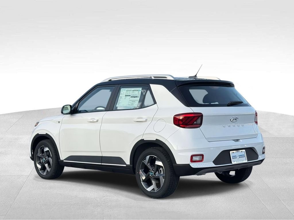 New 2026 Hyundai Venue SEL FWD image 3