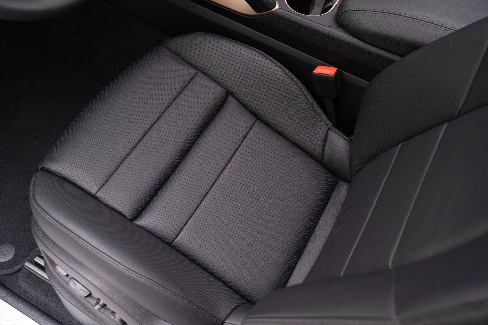 New 2026 Porsche Cayenne image 16