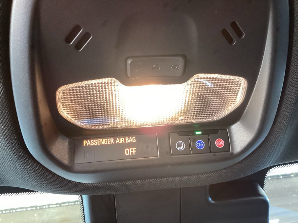 Used 2026 Chevrolet Trax RS FWD image 65