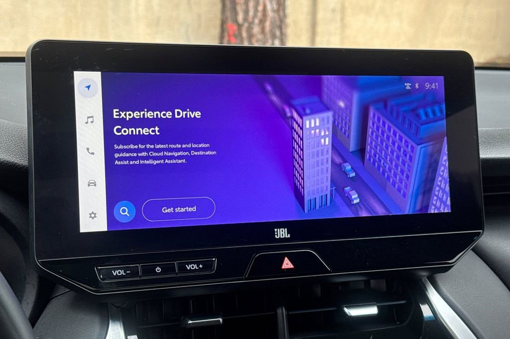 Certified 2024 Toyota Venza Limited image 18