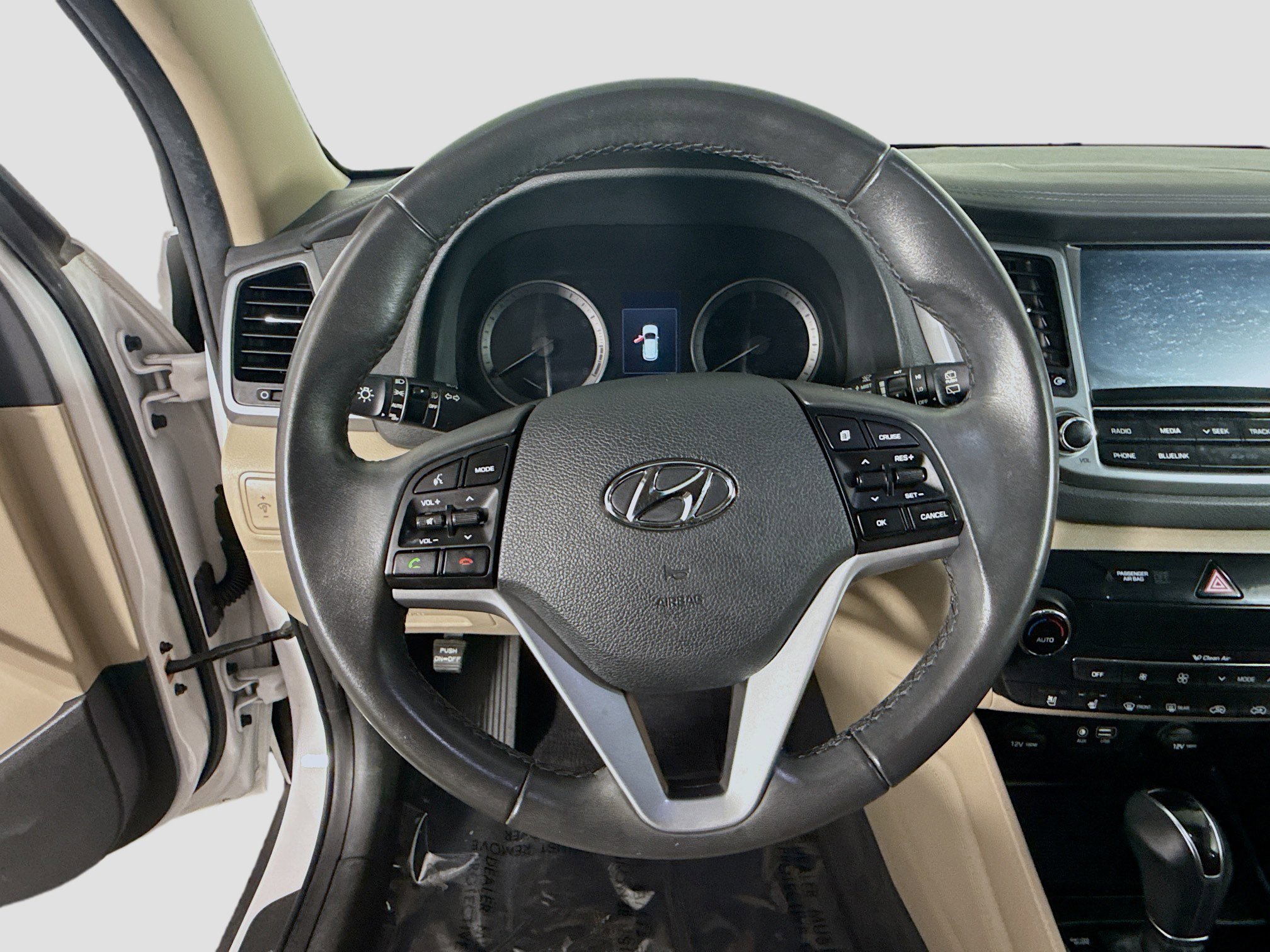 Used 2017 Hyundai Tucson Limited w/ Limited Ultimate Package 03 image 13