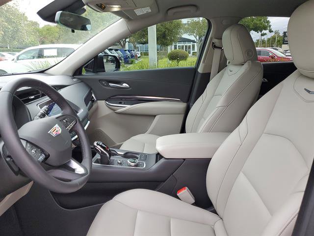 Used 2023 Cadillac XT4 Luxury image 40