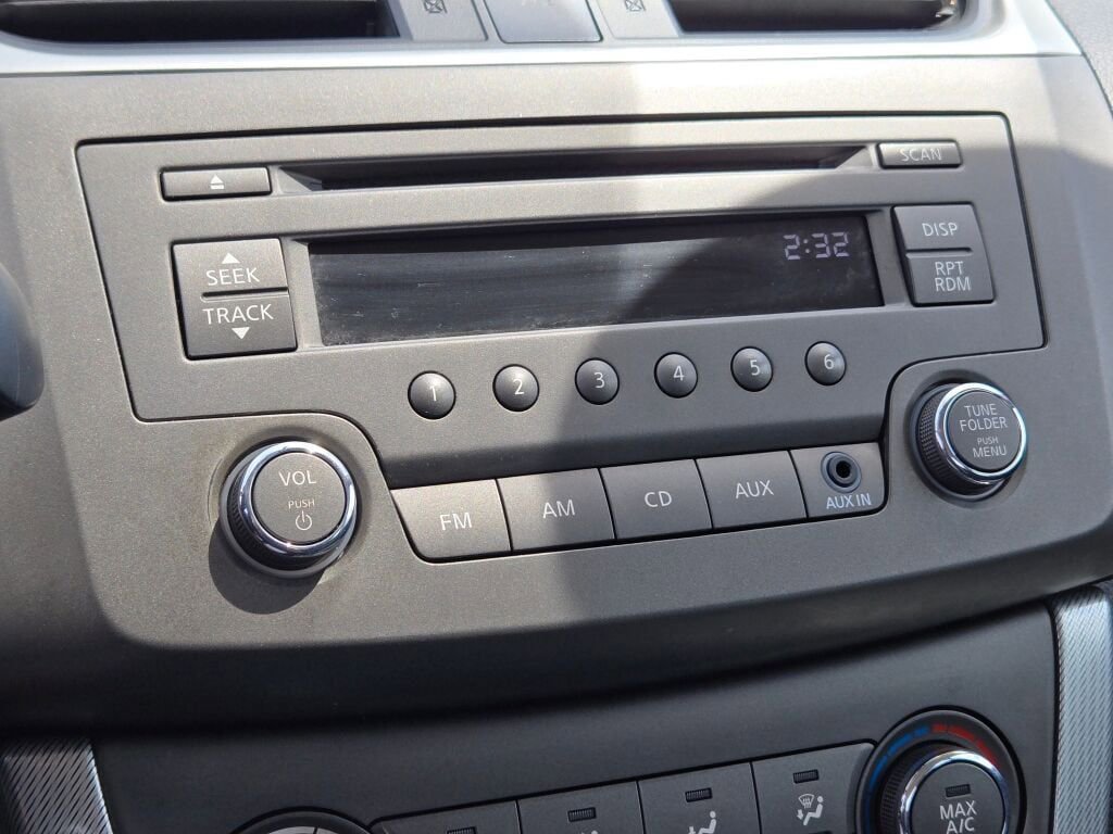Used 2014 Nissan Sentra SR FWD image 23