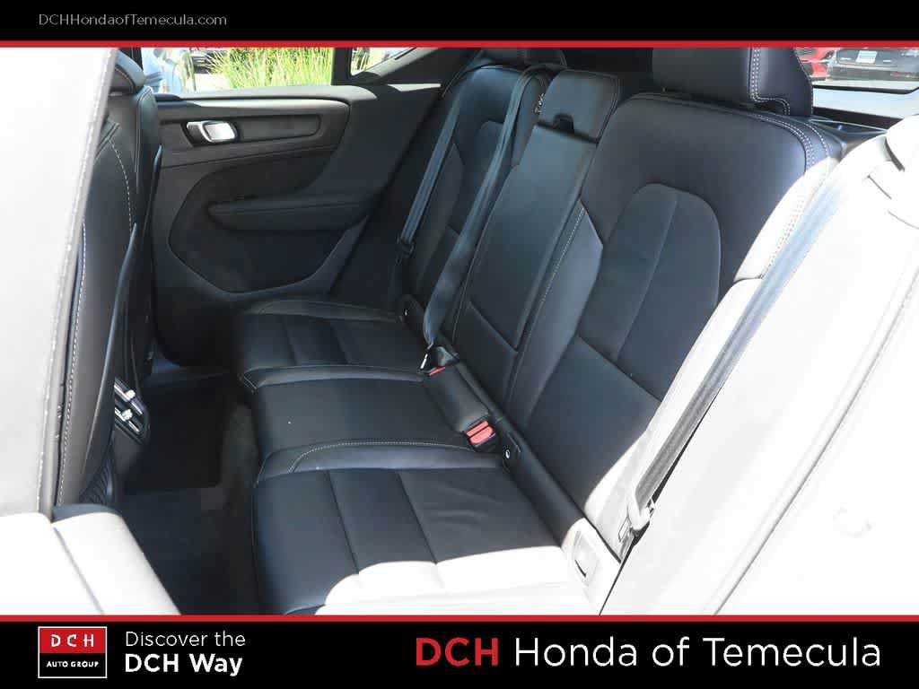 Used 2023 Volvo XC40 B5 Ultimate w/ Protection Package Premier AWD/4WD image 29