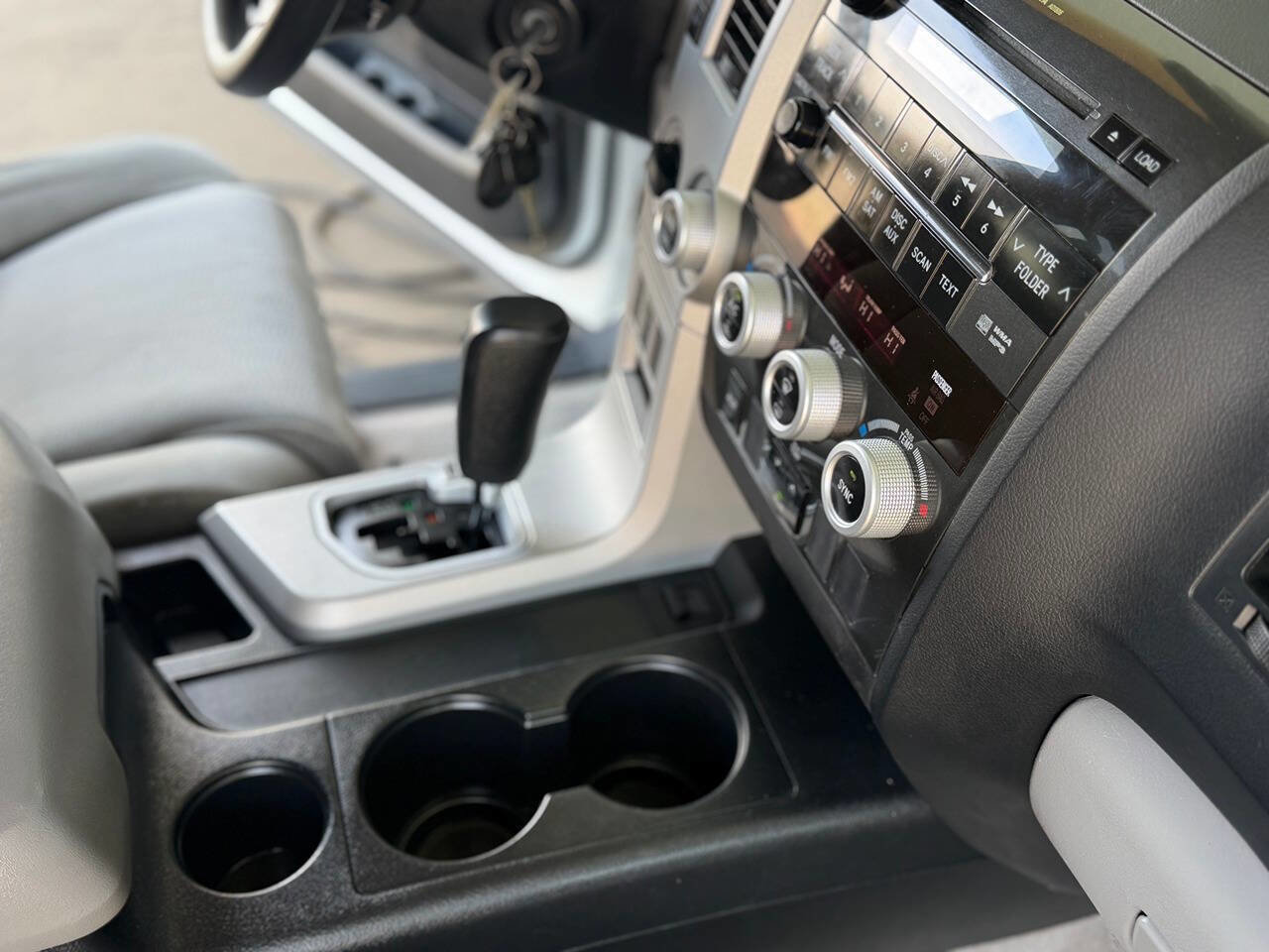 Used 2008 Toyota Sequoia SR5 image 70